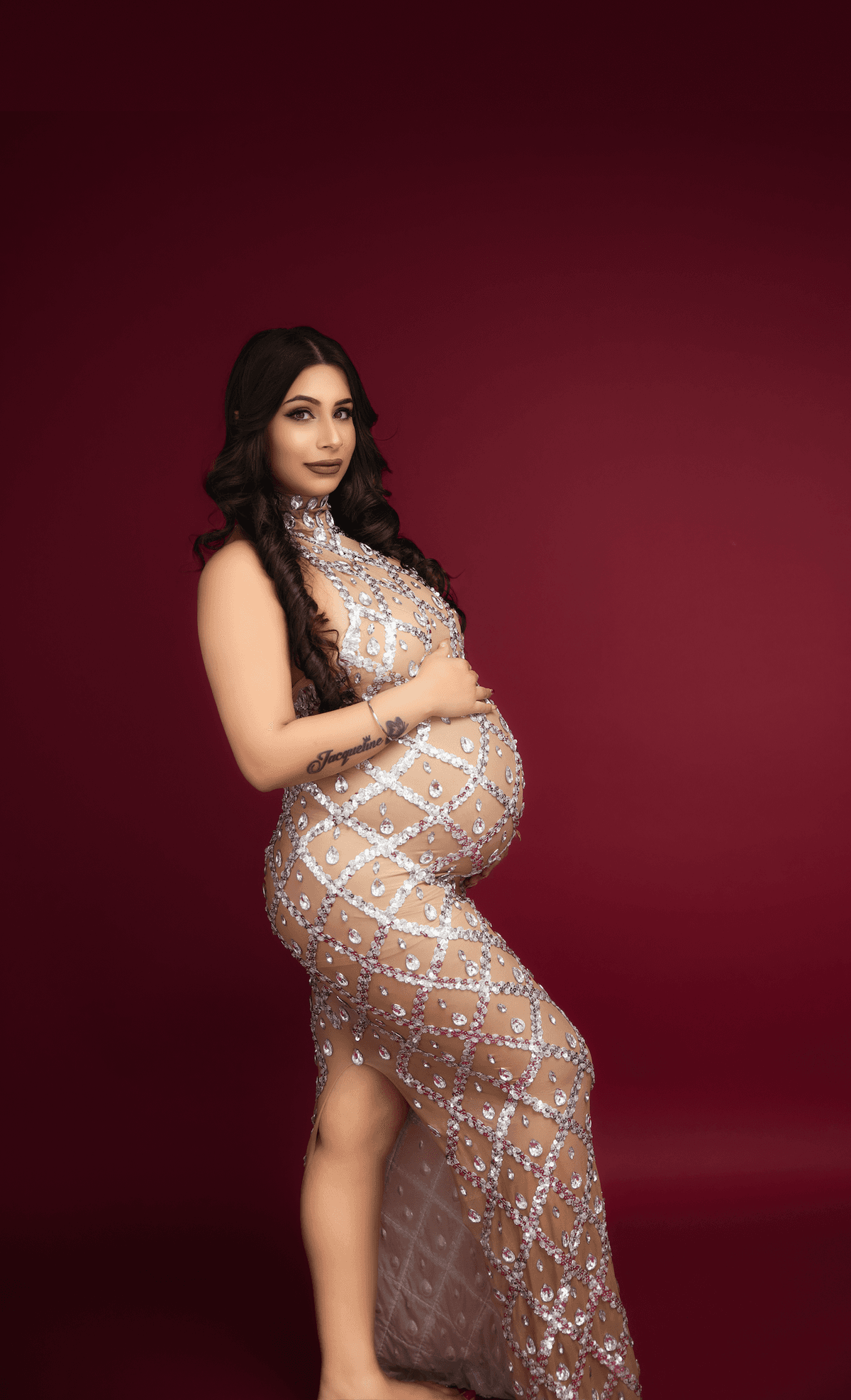 Beautiful maternity photograph of a mother-to-be 18